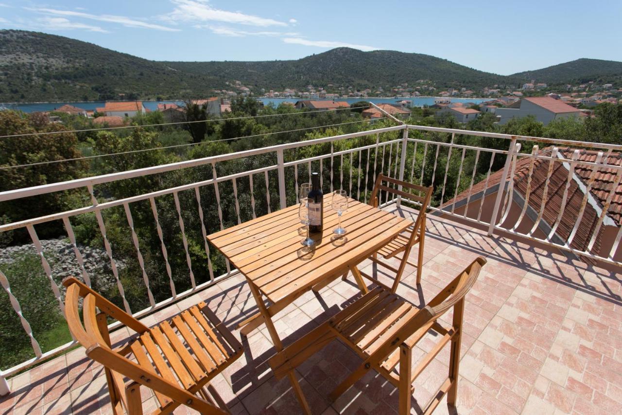 דירות Vinišće Apartman Paula 2 מראה חיצוני תמונה